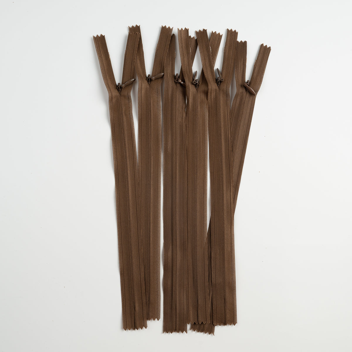 Invisible Nylon Zip 25cm